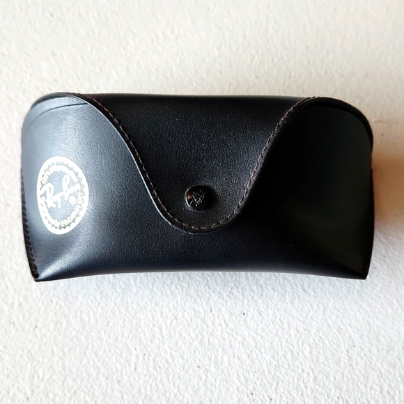 Ray-Ban Accessories - Rayban sunglass case